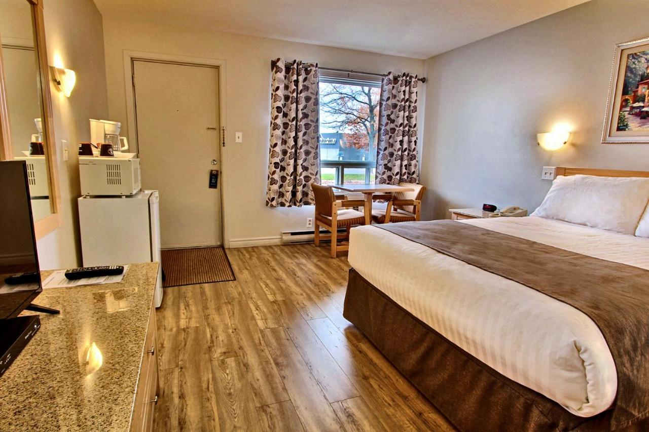 Hotel-Motel La Difference Sainte-Marie Eksteriør bilde