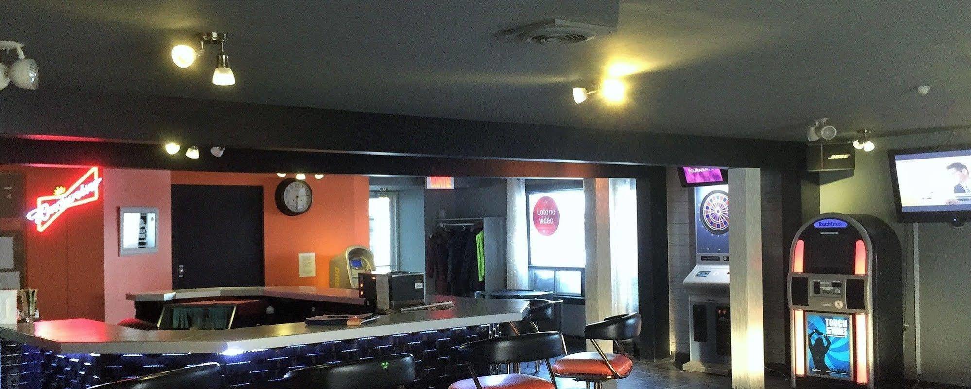 Hotel-Motel La Difference Sainte-Marie Eksteriør bilde