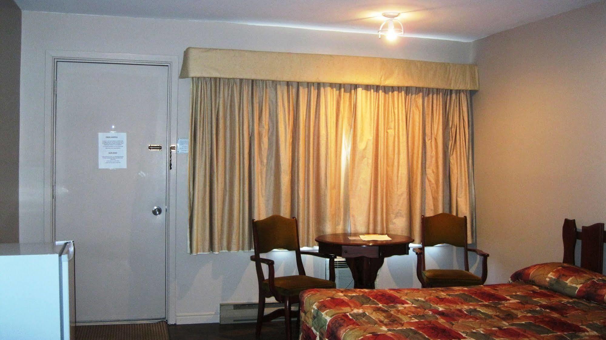 Hotel-Motel La Difference Sainte-Marie Eksteriør bilde
